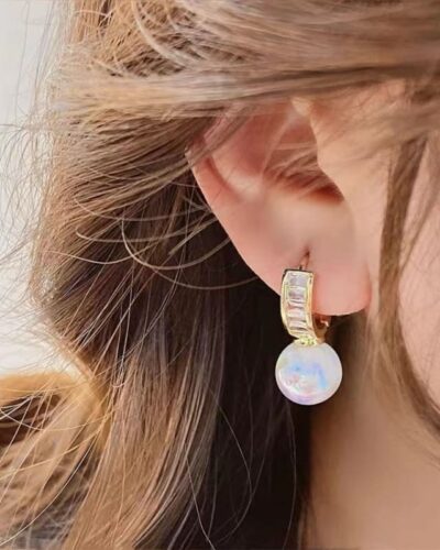 Romantic Round Pink Pearl Set in Stud Earrings Hoops