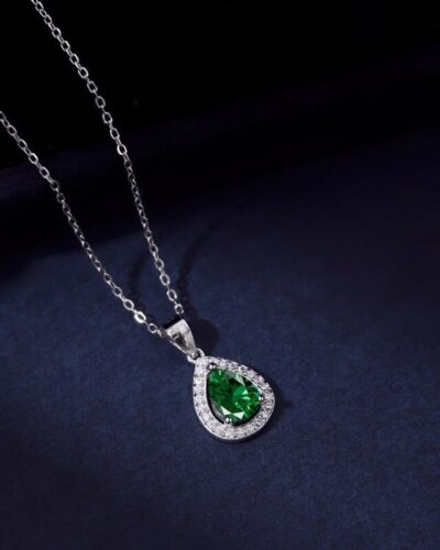 S925 Silver Antique Pear Shaped Diamond Pendant Necklace