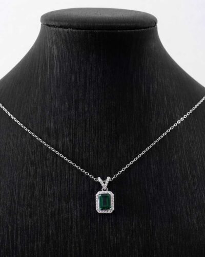 Vista alternativa dell'S925 Sterling Silver Lab Grown Emerald Necklace