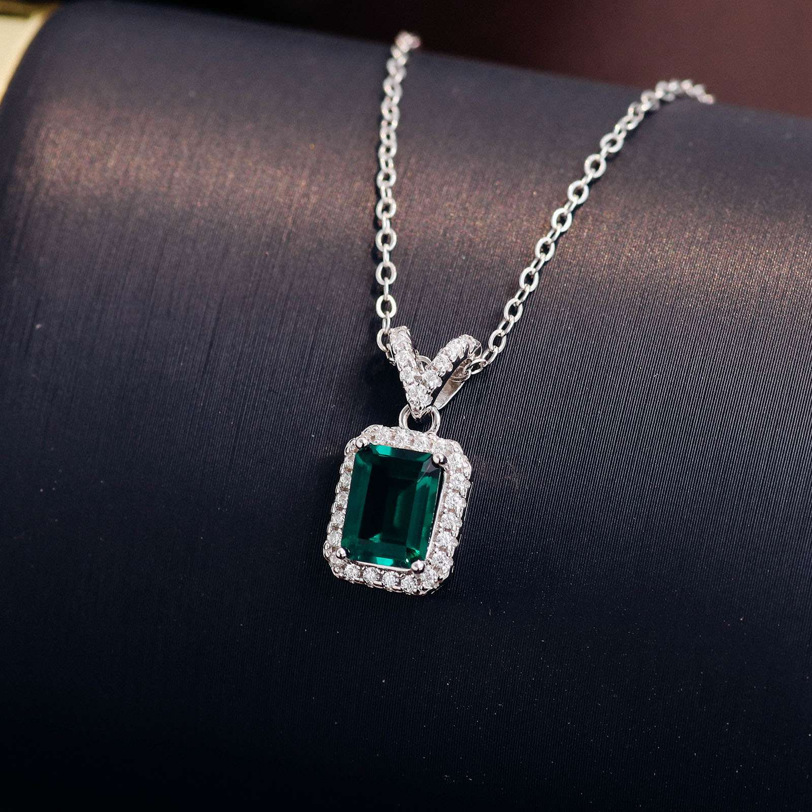 S925 Sterling Silver Lab Grown Emerald Necklace - Görüntü 3