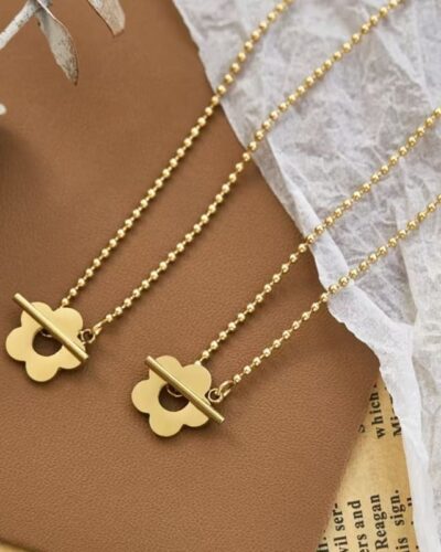 Simple Flower Gold Pendant Necklace OT Clasp