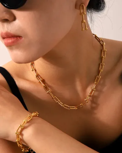 Simple U-Shaped Horseshoe Clasp Stainless Steel Womens Chain