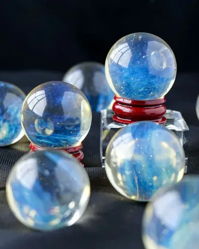 Smelting Yellow Crystal Spheres with Stand Wholesale