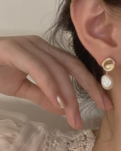 Stylish Gold Baroque Freshwater Pearl Earrings Drop