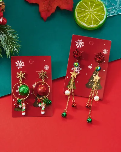 Sweet Snowflake Bell Candy Ladies Christmas Earringsの別ビュー