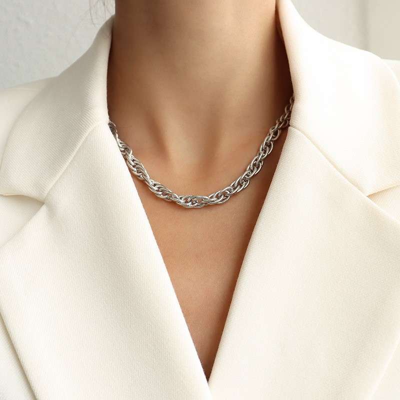 Three Interlocking Stainless Steel Choker Necklace - Image 4