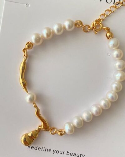 Unique Pearl Bracelet Designs with Waterdrop Pendant