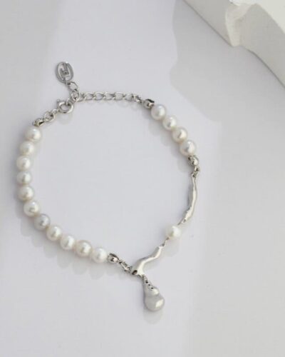 Unique Pearl Bracelet Designs with Waterdrop Pendant
