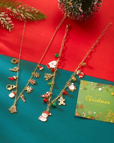 Versatile Christmas Charm Necklace Enamel Xmas Wreath