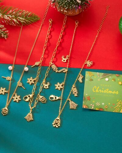Versatile Christmas Charm Necklace Enamel Xmas Wreath