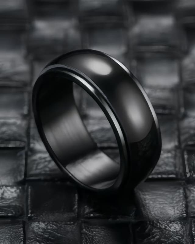 Versatile Minimalist Men's Black Stainless Steel Ring