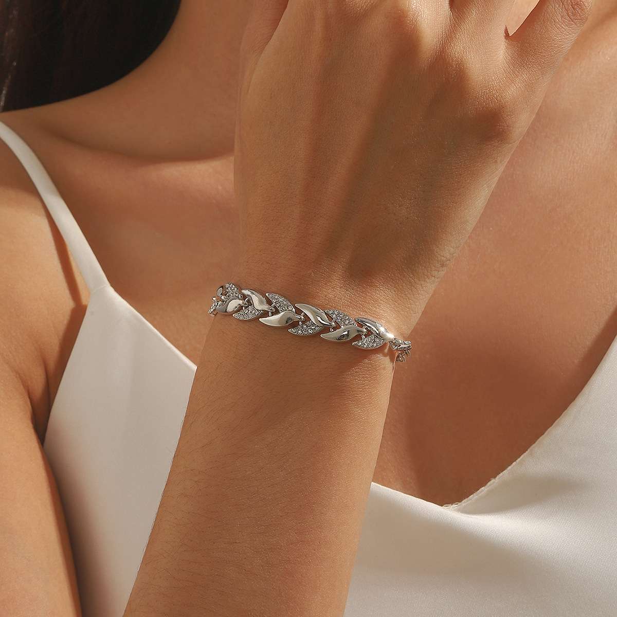 Alternative view of Vintage Bracelets with Mermaid Tail Design