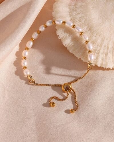 Vintage Elegant Freshwater Pearl Bracelet for Women