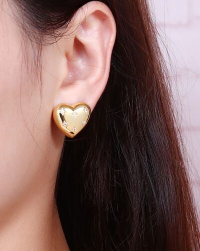 Vintage Gold Heart Earrings Studs with Inlaid Zircon