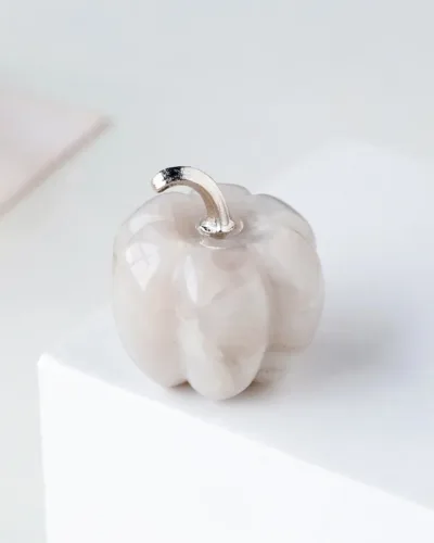 Minimalist Pumpkin-Shaped Stone Carvings Home Decor
