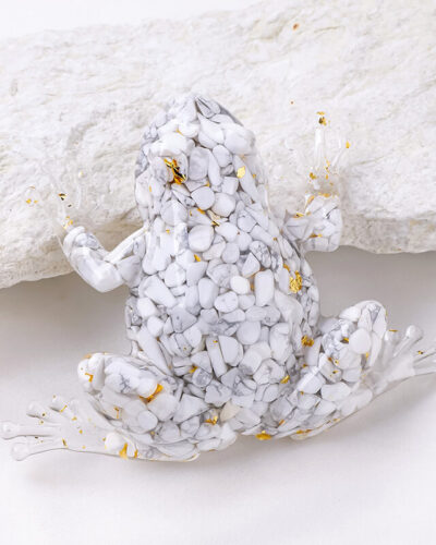 Versatile Crystal Chips Frog Ornament Home Decor
